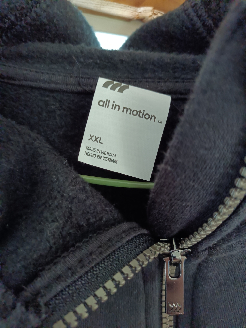 Cropped all in motion Black Full-Zip Hooded Sweat Jacket - Picture 3 of 4